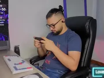 puneripiya – webcam model profile photo Image 8