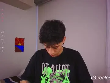 puneripiya – webcam model profile photo Image 13