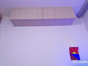 puneripiya – webcam model profile photo Image 19