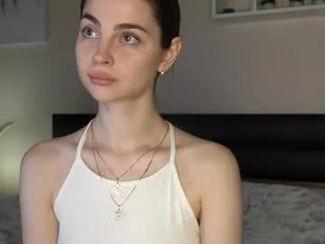 ChloeCerisse – webcam model profile photo Image 16