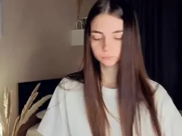 ChloeCerisse – webcam model profile photo Image 5