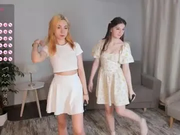 sweetkarmababy – webcam model profile photo Image 6