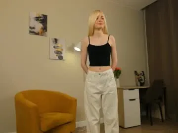 splendid_dolls – webcam model profile photo Image 2