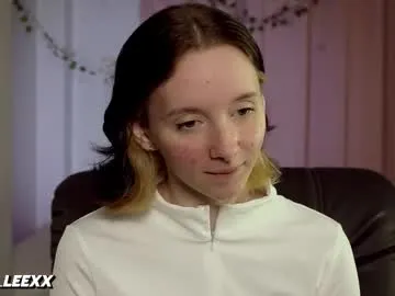 Dolce – webcam model profile photo Image 16