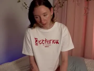 Dolce – webcam model profile photo Image 19