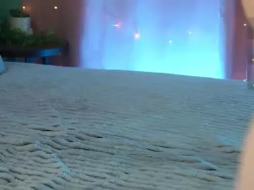 indiana_rouge – webcam model profile photo Image 12