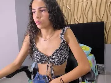 VikaCherry – webcam model profile photo Image 17