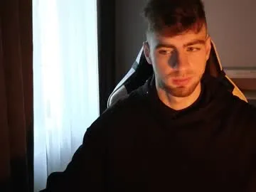 indiana_rouge – webcam model profile photo Image 9