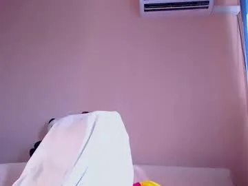 shreya_0 – webcam model profile photo Image 9