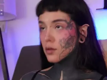 EmiliaWalker – webcam model profile photo Image 10