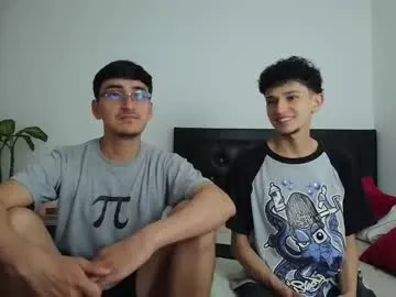 naomixjones1 – webcam model profile photo Image 17