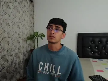 naomixjones1 – webcam model profile photo Image 19