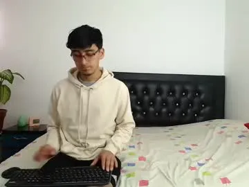 naomixjones1 – webcam model profile photo Image 7