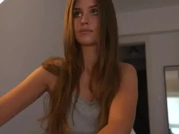 yenifer016 – webcam model profile photo Image 16
