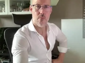 hot_sahad – webcam model profile photo Image 10