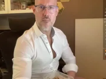 hot_sahad – webcam model profile photo Image 14