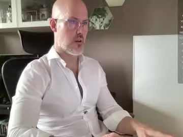 hot_sahad – webcam model profile photo Image 4