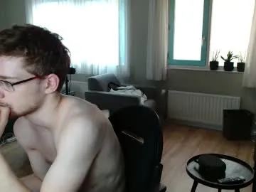 priyu_ – webcam model profile photo Image 9