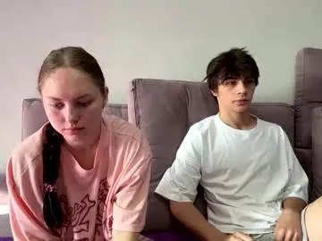 MartinaLeen – webcam model profile photo Image 15