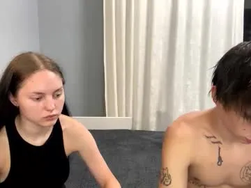 MartinaLeen – webcam model profile photo Image 6