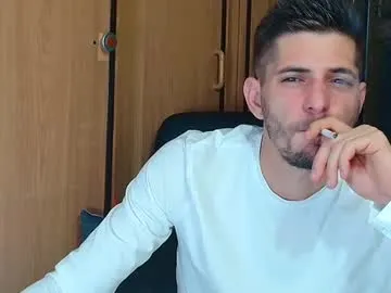 Aleja – webcam model profile photo Image 11