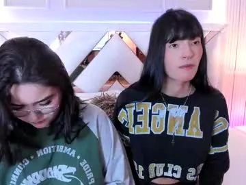 puneripiya – webcam model profile photo Image 4