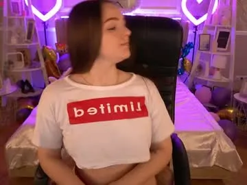 ViolenaSmith – webcam model profile photo Image 1