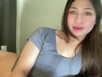 KarinAss – webcam model profile photo Image 10