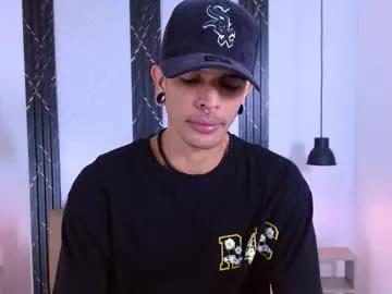 CarolinePrescott – webcam model profile photo Image 13