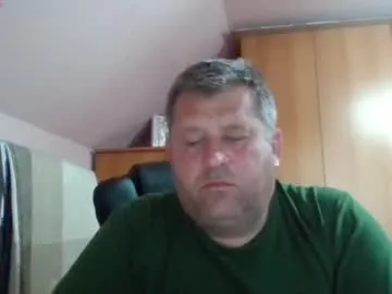 puneripiya – webcam model profile photo Image 5