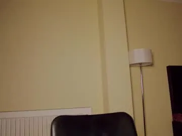 yenifer016 – webcam model profile photo Image 9