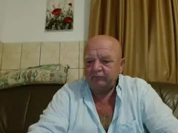 EmiliaWalker – webcam model profile photo Image 16