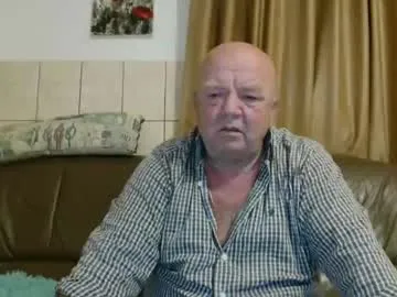 EmiliaWalker – webcam model profile photo Image 17