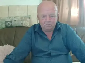 EmiliaWalker – webcam model profile photo Image 7