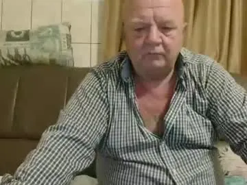 EmiliaWalker – webcam model profile photo Image 8