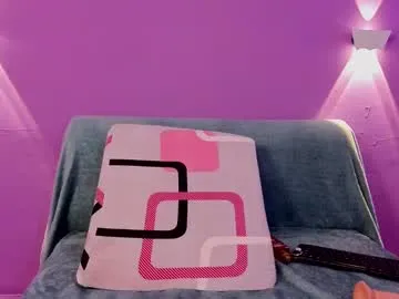 your_priya_77 – webcam model profile photo Image 8