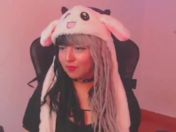 shreya_0 – webcam model profile photo Image 9