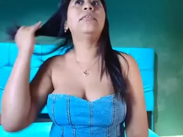gayatrihot – webcam model profile photo