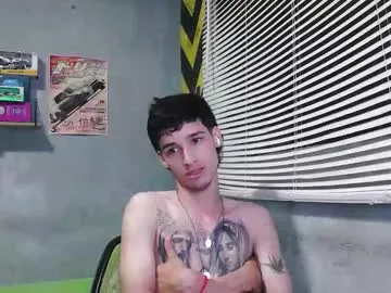 AliciaHanks – webcam model profile photo Image 4