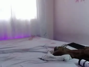 yenifer016 – webcam model profile photo Image 13