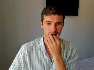 daani_hott – webcam model profile photo Image 9