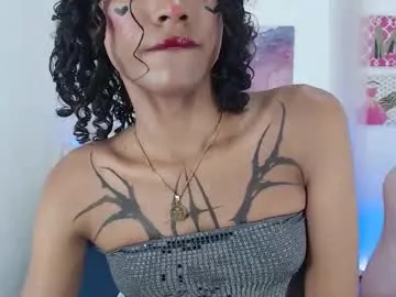 lucyheifer – webcam model profile photo Image 4