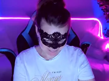 viaaann12 – webcam model profile photo Image 7