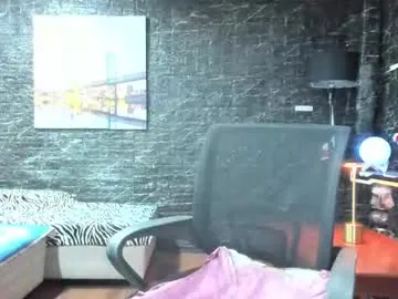 Demi – webcam model profile photo Image 18