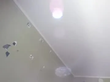 EmiliaWalker – webcam model profile photo Image 12