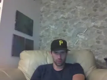 iamsomeone1234 – webcam model profile photo Image 10