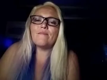 greeneyez3886 – webcam model profile photo