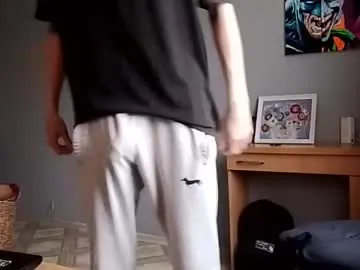 emilywarren296 – webcam model profile photo Image 9