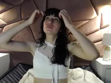 AmyJacobs – webcam model profile photo Image 3