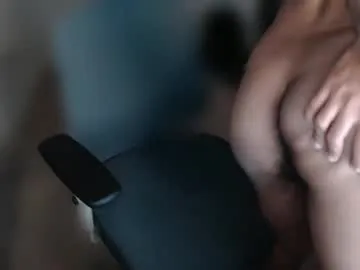 hardandhornyandbrown's Thumb Image